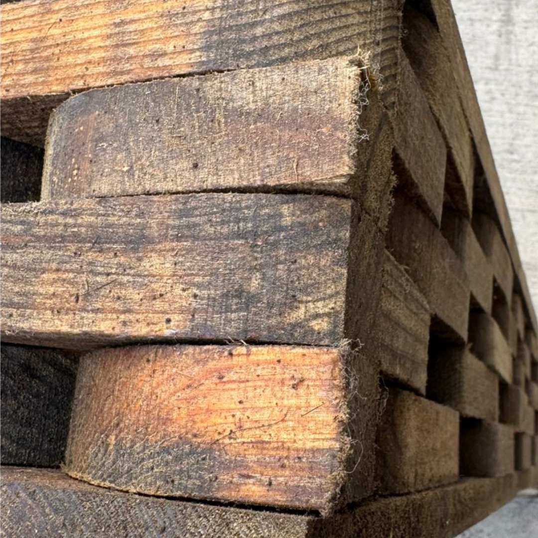 MACETA MADERA TIPO JARDINERA PIÑA GRANDE