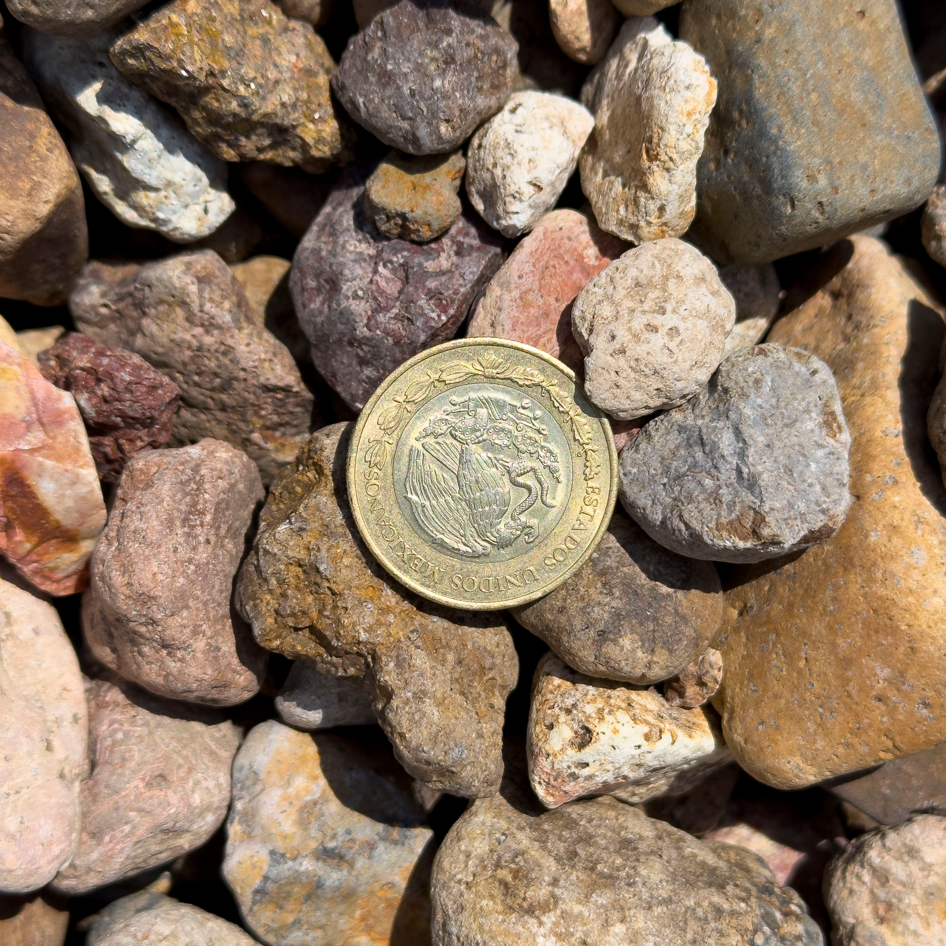 PIEDRA DE RIO PIEDRIN DE 3/4 A 1 1/2 IN (ARPILLA)